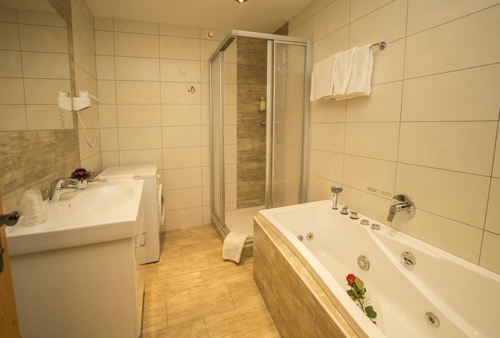 Flachauer Bergkristall Ruang foto